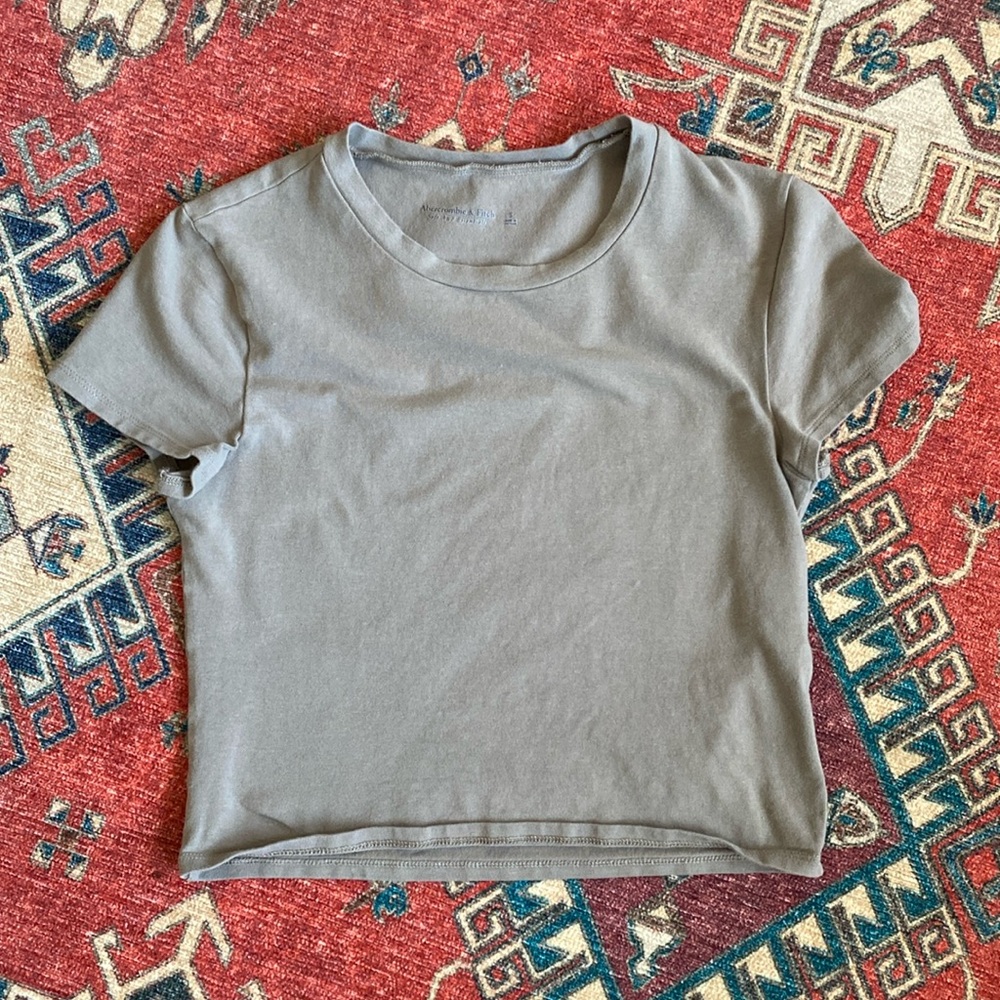 a&f essential baby tee